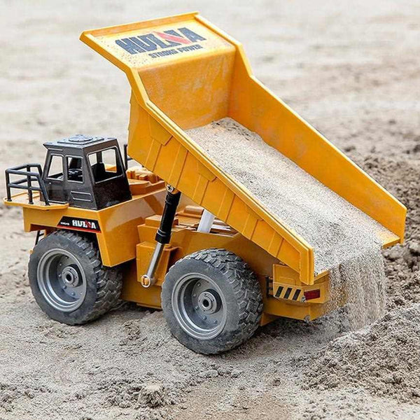 RC Construction Dump Truck – Remote Control, Light & Charging Features